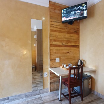 Executive suite desk